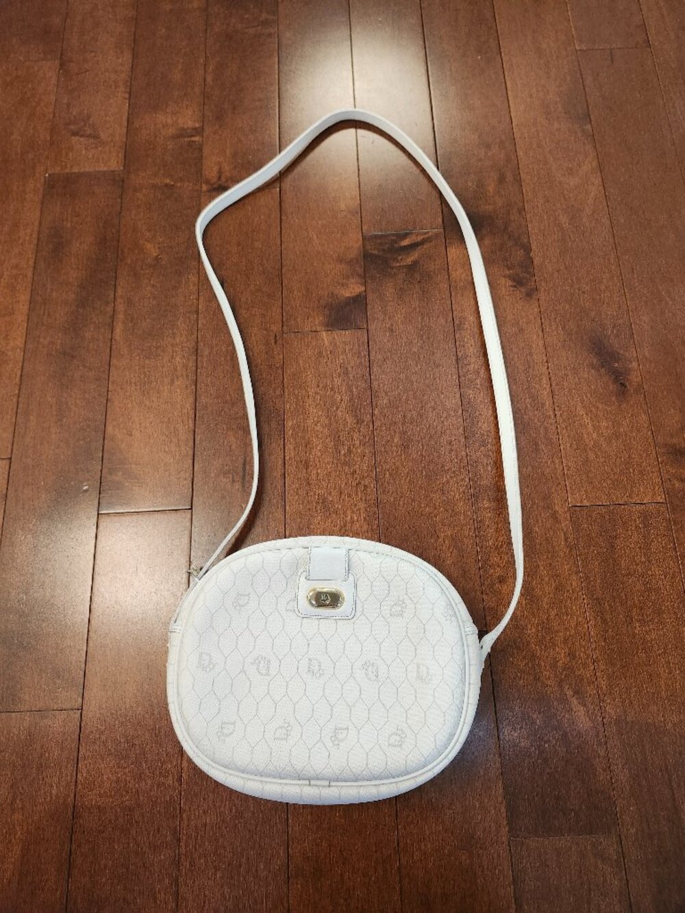Christian Dior crossbody bag in honeycomb leather vintage